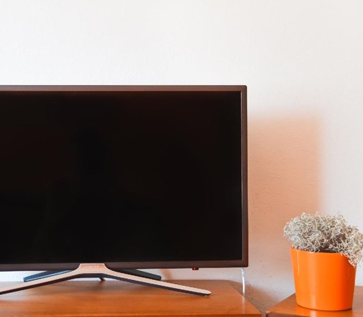 TV sort skærm.jpg